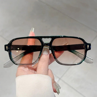 Óculos de Sol Quadrados Masculinos Vintage com Dupla Ponte, Lentes Oceânicas Verdes Modernas UV400, Óculos Femininos com Rebites da Moda