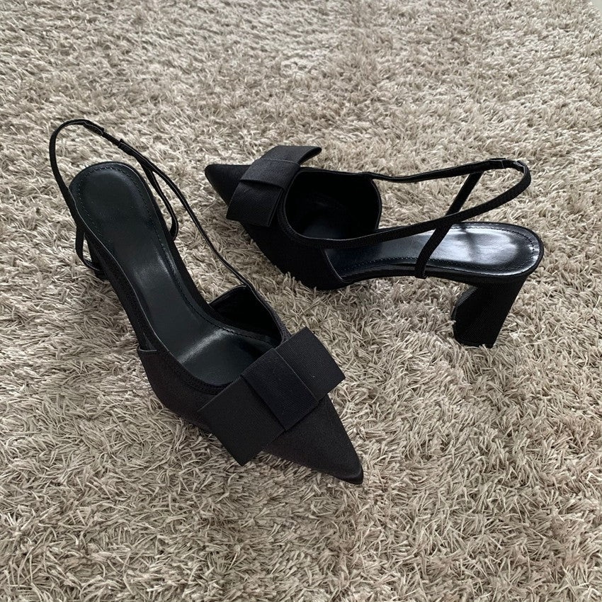 Sandálias de Salto com Laço Borboleta Femininas 2025 Moda Elegante Sapatos de Festa Feminino Scarpins de Bico Fino Salto Alto Slingback Feminino