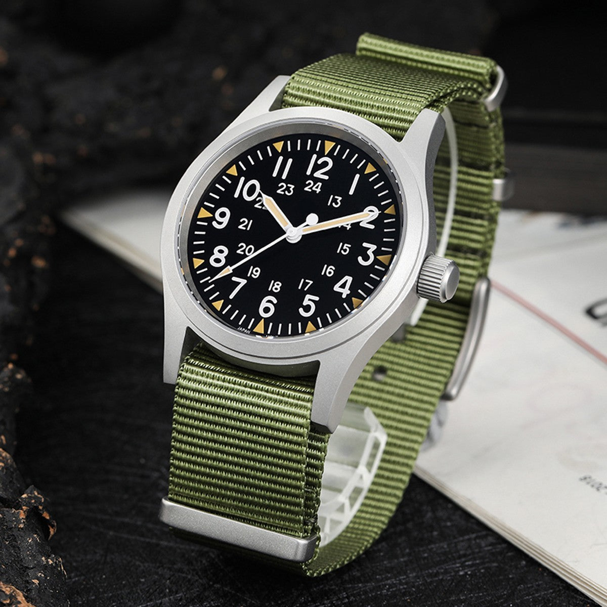 Militado Ml05 Vintage Field Watch VH31 Sweep Second Quartz Movement Sapphire Crystal High Clear AR Coating Luminous 38Mm Watches
