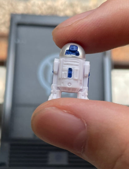 Hasbro Star Wars Série 1/72 Aayla Secura R2-D2 Boba Fett Darth Vader Produtos Genuínos a Granel com Defeitos Boneco de Ação