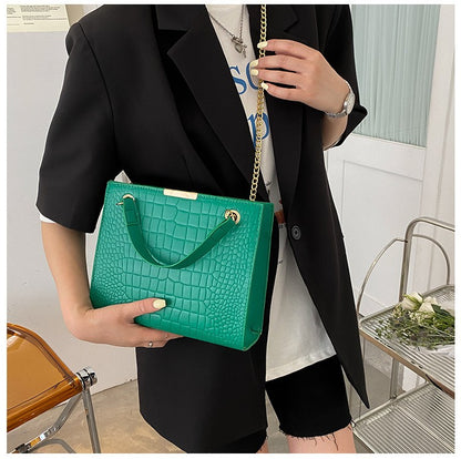 2025 Fashion Luxury Female Crossbody Bags for Women Designer Shoulder Bag Chain Solid Color Messenger Bag Handbags