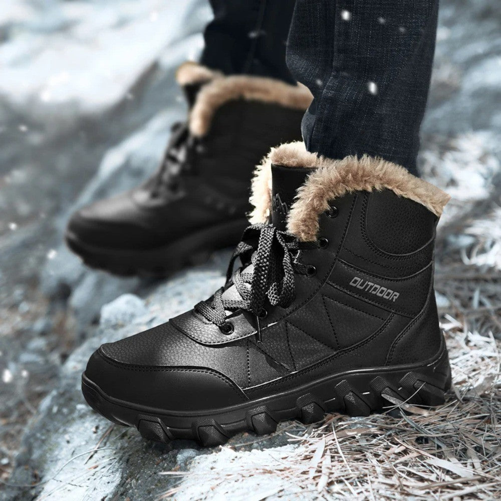 Botas de Neve de Inverno 2025 Masculinas Sapatos Outdoor Cano Alto Cadarço Antiderrapante Botas de Tornozelo Quente Confortáveis Pelúcia Sapatos Casuais Masculinos