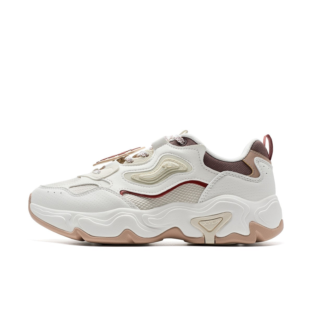 Xtep Star Trails 2.0 Women's Low Top Casual Shoes 2025 Spring Breathable Non-slip Thick Sole Leisure Sports Shoes 975118320005