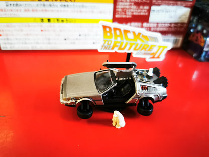 Tomy De Volta Para o Futuro Filme Boneco de Ação Brinquedo Colecionável Presente Modelo de Carro Exclusivo Enfeite Cápsula de Brinquedos