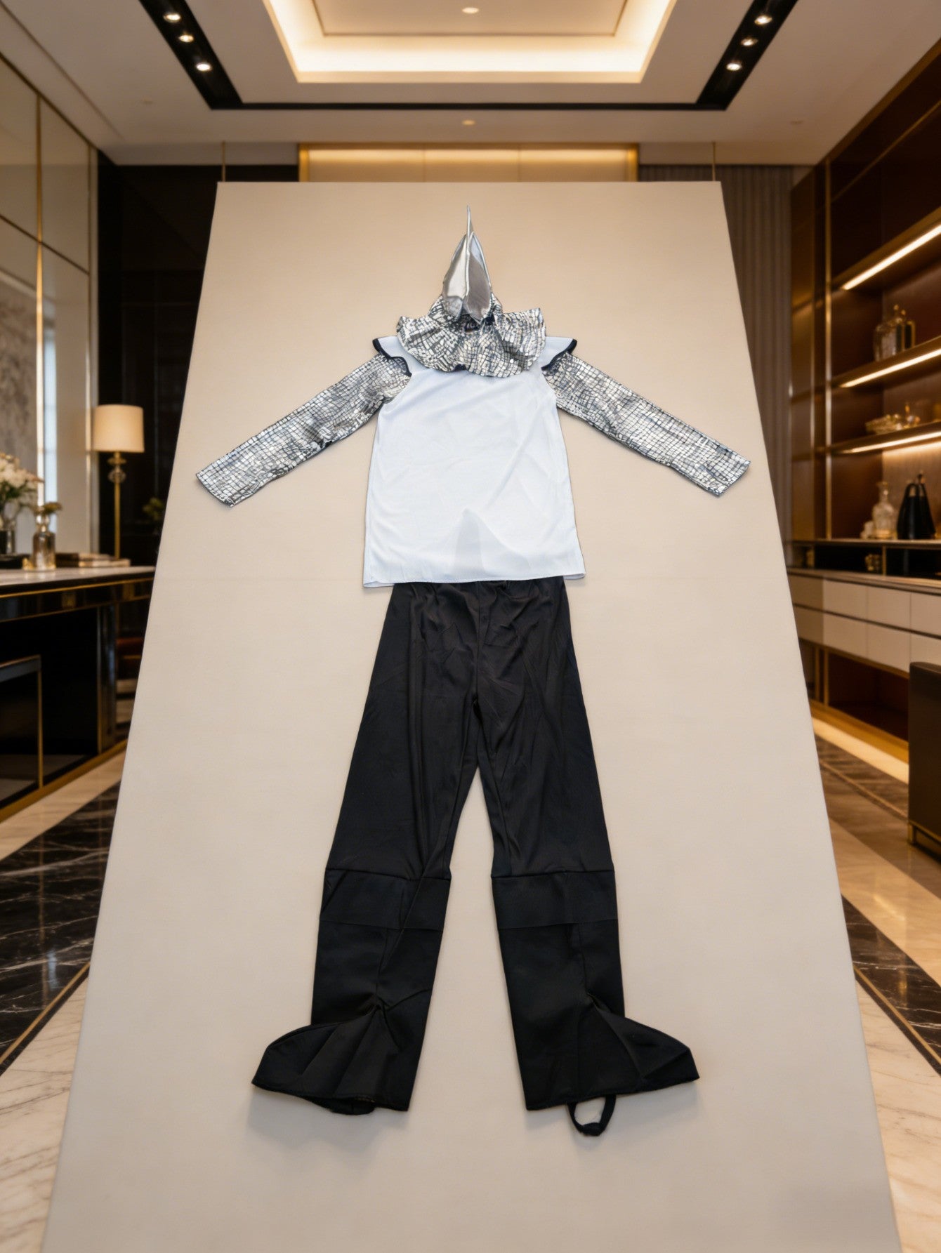 Kids Medieval Knight Costume Set, Boys Fancy Outfit with Helmet for Halloween Theme Party