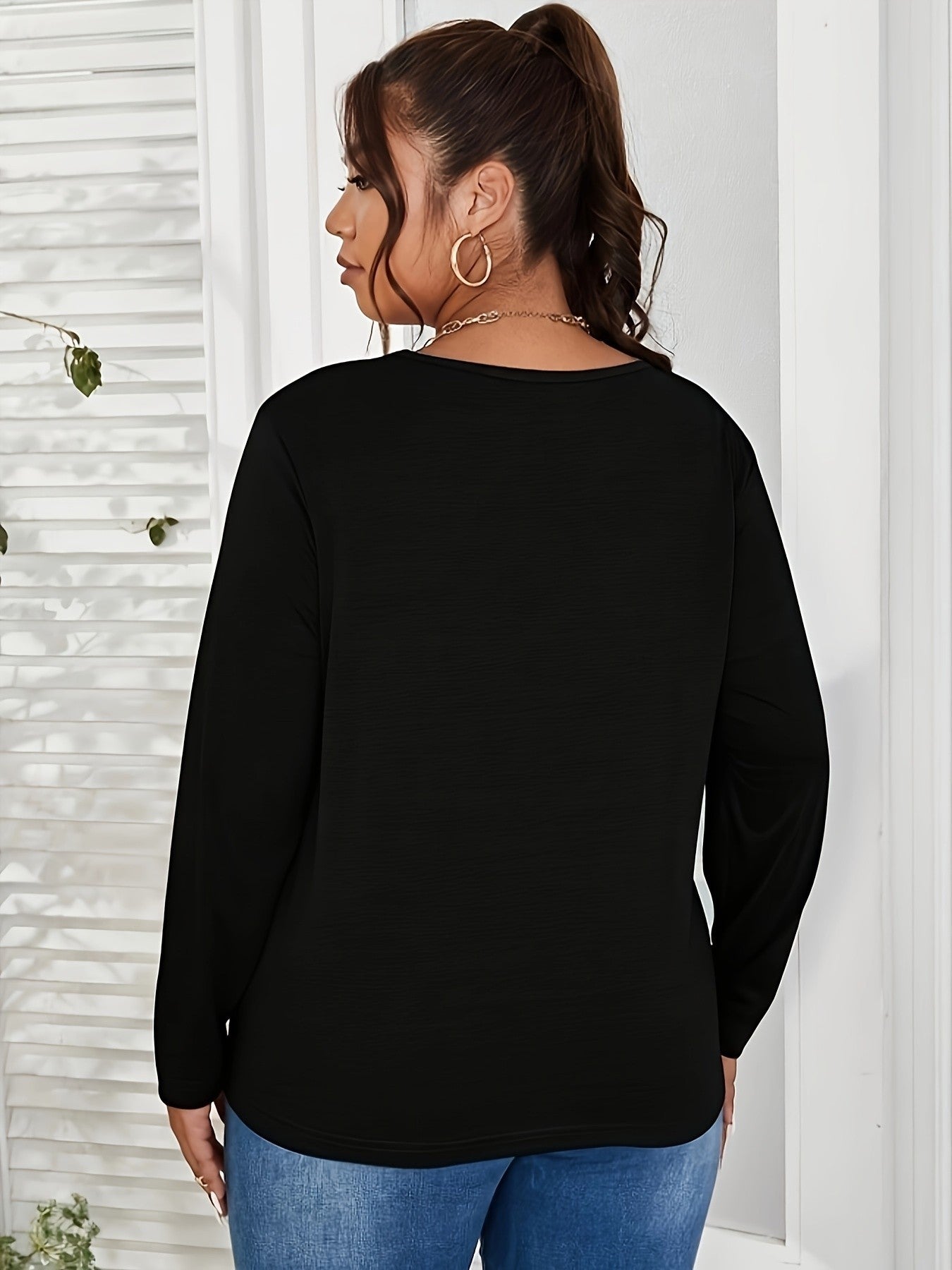 LOVE Print Crew Neck T shirt Casual Long Sleeve Autumn and winter top women's  T-shirt loose and comfortable black white