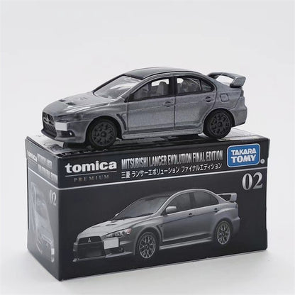 TOMY Mitsubishis JDM Lancer Evo X Carros de liga leve e veículos de brinquedo Modelo de carro em miniatura em escala para crianças