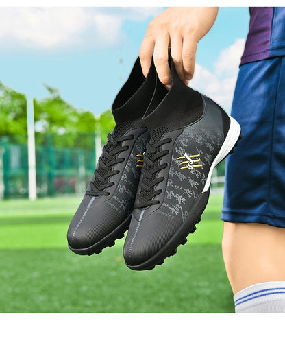 New Soccer Boots Men Football Shoes Cleats Professional Soccer Shoe High-Tops Non-Slip Spikes for Big Boys Wide Training Sneaker