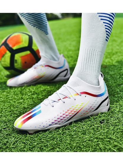 New Men Ultralight Soccer Shoes TF/FG Professional Football Boots Unisex Non-Slip Training Soccer Cleats Outdoor Field Chuteira