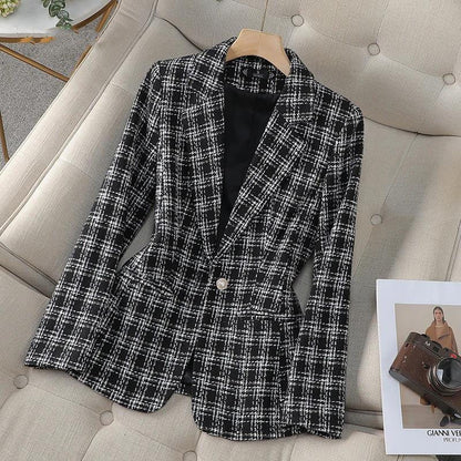 Woolen Plaid Small Suit Jacket for Women in Spring and Autumn 2025 New Short Style Korean Version Plus Size Retro Women's Suit