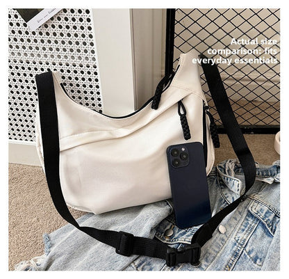 New Crossbody Bag Large Capacity Casual Shoulder Bag Versatile Nylon Dumpling Bag for Women Autumn Winter Fashion