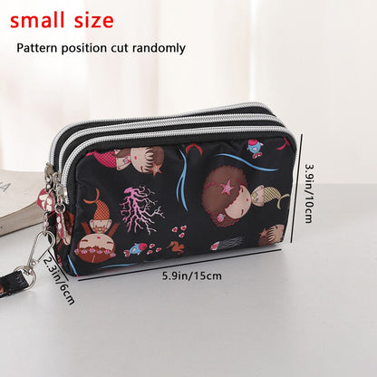 The 3-layer zipper clutch is lightweight, compact and versatile for ladies. It can be used with mobile phones or loose change