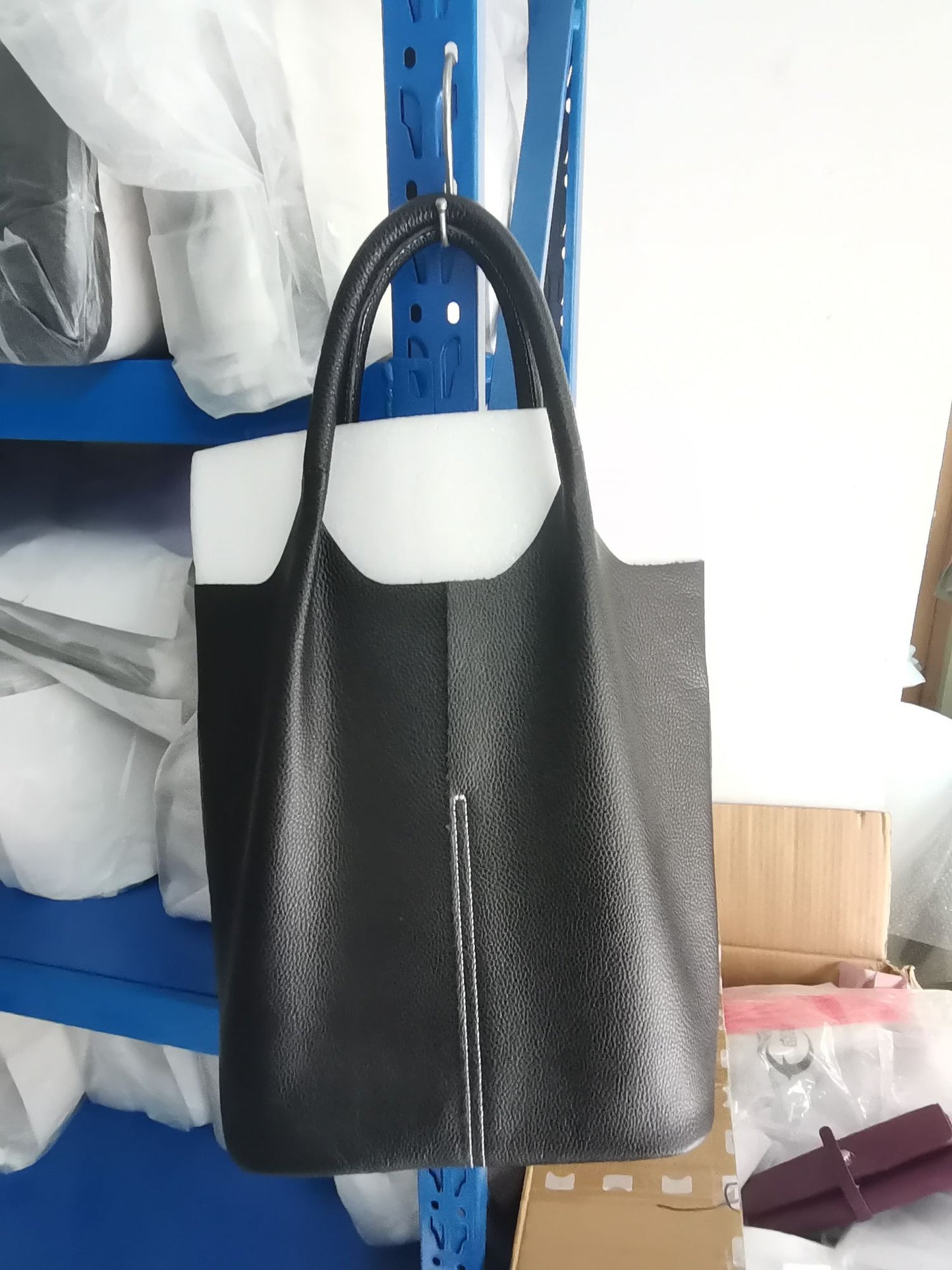 Genuine Grade Leather Women Commuter Tote Bag Ladies Soft Cowhide Tote Shoulder Handbag Large Female Bucket Bag Luxury Designer