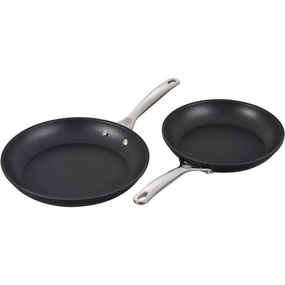 Le Creuset PRO Series Nonstick Cookware Set, 2-Piece (8 & 10 Frying Pans), Gray