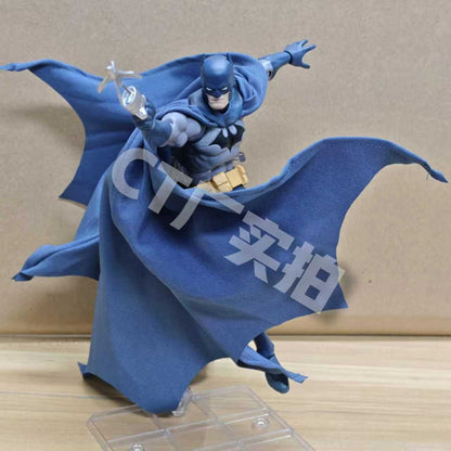 CT Toys Batman Figure Batman Mafex 105 Versão Azul Bonecos de Ação Bat Man DC Liga da Justiça Hush Coleção de Estatuetas Brinquedos de Presente