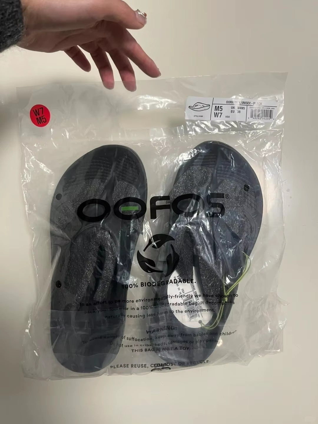 OOFOS NEW Sandals - Lightweight Recovery Shoes Slippers Men Women Soft Bottom Indoor Home Slides Sandals Light Beach Shoe