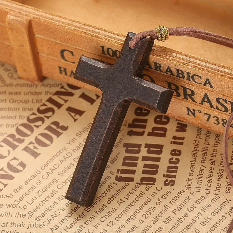Personality Punk Trendy Cool Gothic Wood Cross Pendant NNecklace for Women Men Vintage Hip Hop Y2k Necklace Party Jewelry Gift