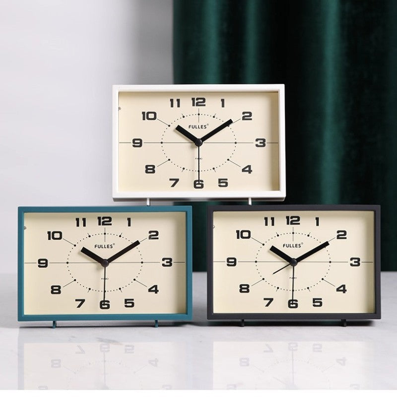 1PC Retro Small Alarm Clock Desktop Ornament Elderly Silent Square Living Room Table Clock Desktop Home Decoration