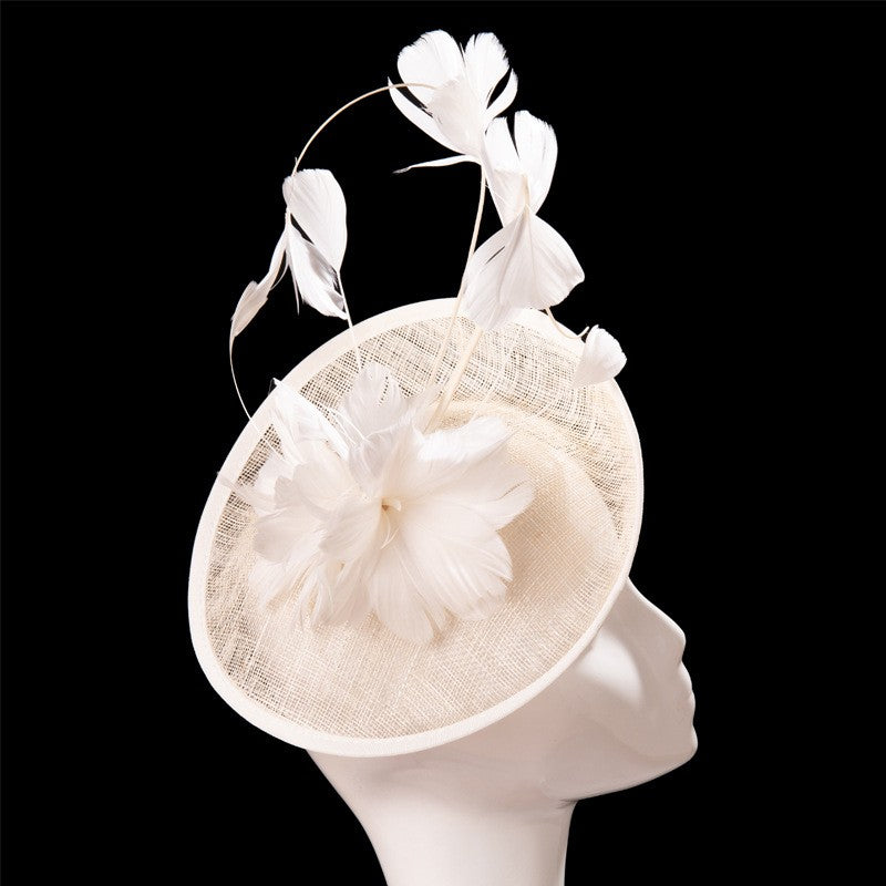 Chapéu de sol de aba grande com design de padrão de fio de cânhamo duplo, acessórios de pena, elegante chapéu de banquete, chapéu de praia para casamento ou férias, chapéu equestre