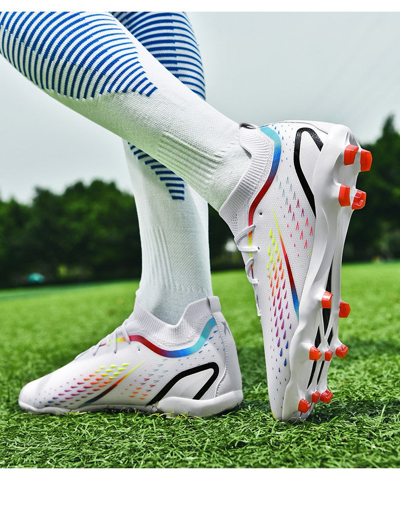 New Men Ultralight Soccer Shoes TF/FG Professional Football Boots Unisex Non-Slip Training Soccer Cleats Outdoor Field Chuteira