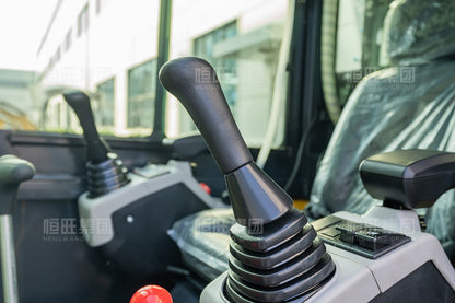 Ar Condicionado Cabine Escavadeira Mini de Esteira 2,5 Toneladas Trator Agrícola a Diesel Mini Escavadeira Hidráulica Máquinas de Construção