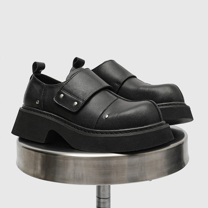 Velcro slip in formal shoes for men thick soled British style black metal decorative loafers casual patent leather shoes trendy