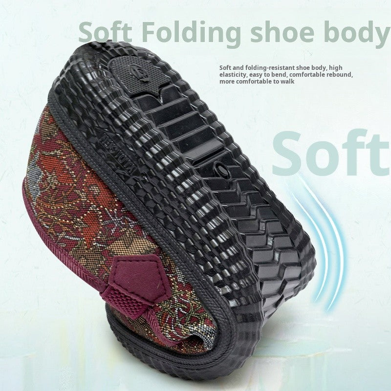2025 New Women's cloth Shoes Soft soled comfort grandma footwear Casual lightweight lazy flats Ladies breathable non slip shoes