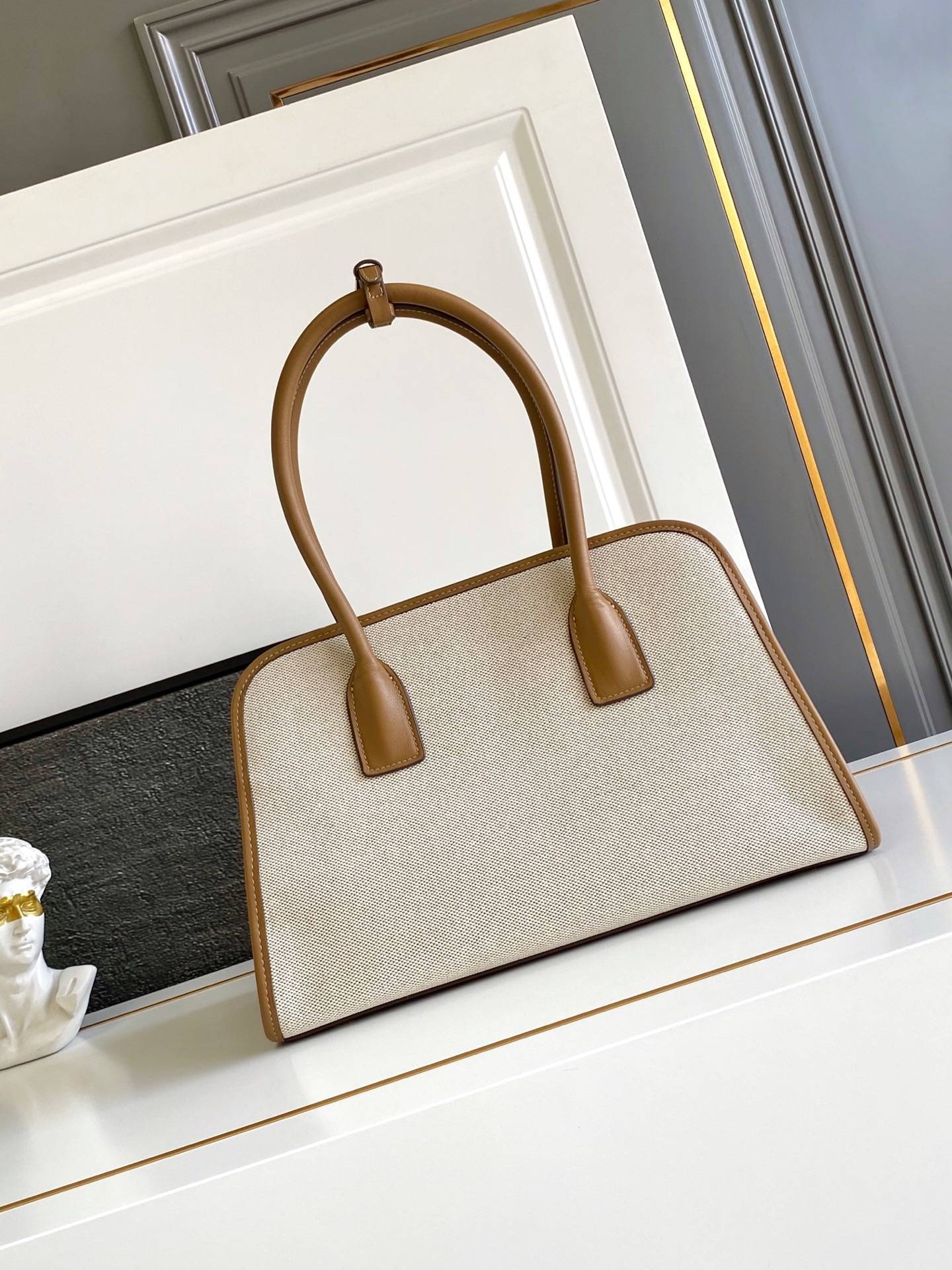 Designer Bags Woman Luxury 2025 Spacious Famous Brand Handbag New Luxury Arrival Womens Bag For Fashion