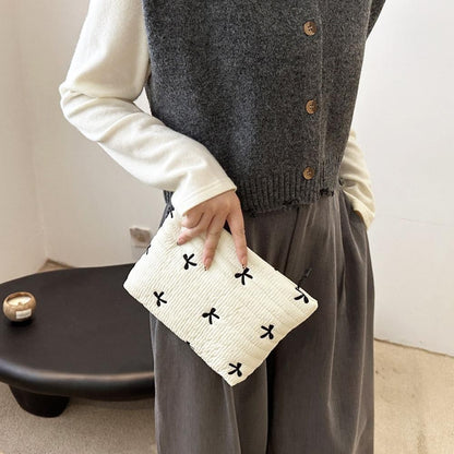 Ins Bow Embroidered Cosmetic Bag Portable Women's Bag Fashion Oxford Cloth Butterfly Print Cosmetic Bag Travel Wash Storage Bag