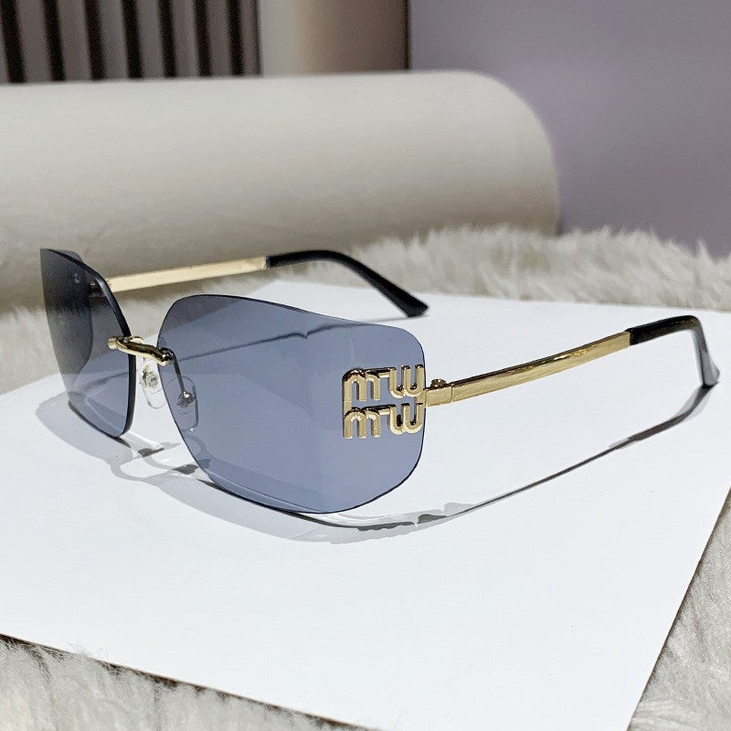 1pc Classic Sun Glasses Female Funky Metal Luxury Rimless Sunglasses Women BrandDesigner Rivets Rectangle Gradient Curved Shades