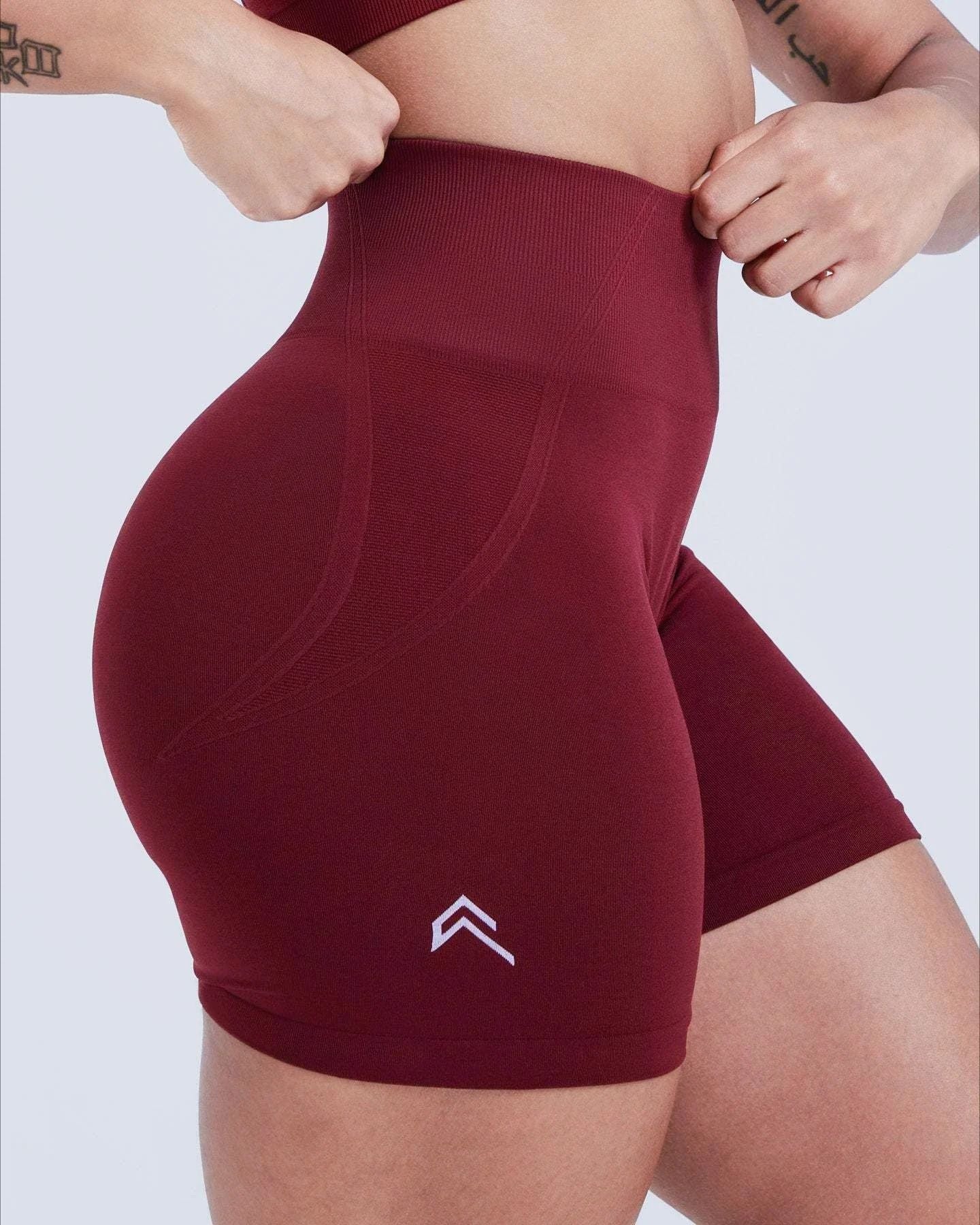 Oner Active Effortless Seamless Shorts Yoga Shorts Women Silicone Printed Sport Shorts Low Ribbed Band Scrunch Butt Shorts