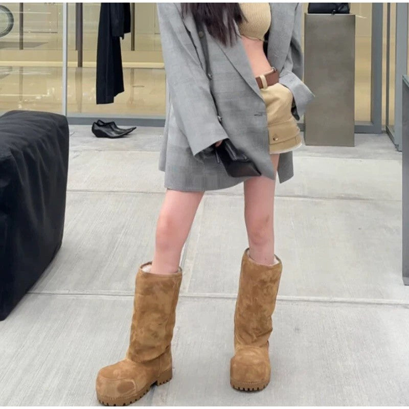 Fashionable Snow Boots Platform Elevating Warm Cotton Shoes Warm Big Head Design Long Boots Ladies All-over Brown Long Boots