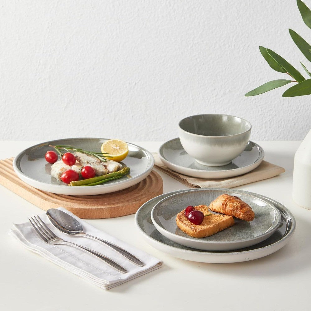 Ceramic Dinnerware Sets for 6, 18 Pieces Stoneware Plates and Bowls Sets, Chip and Stain Resistant Modern Dishes, Dishwasher & M