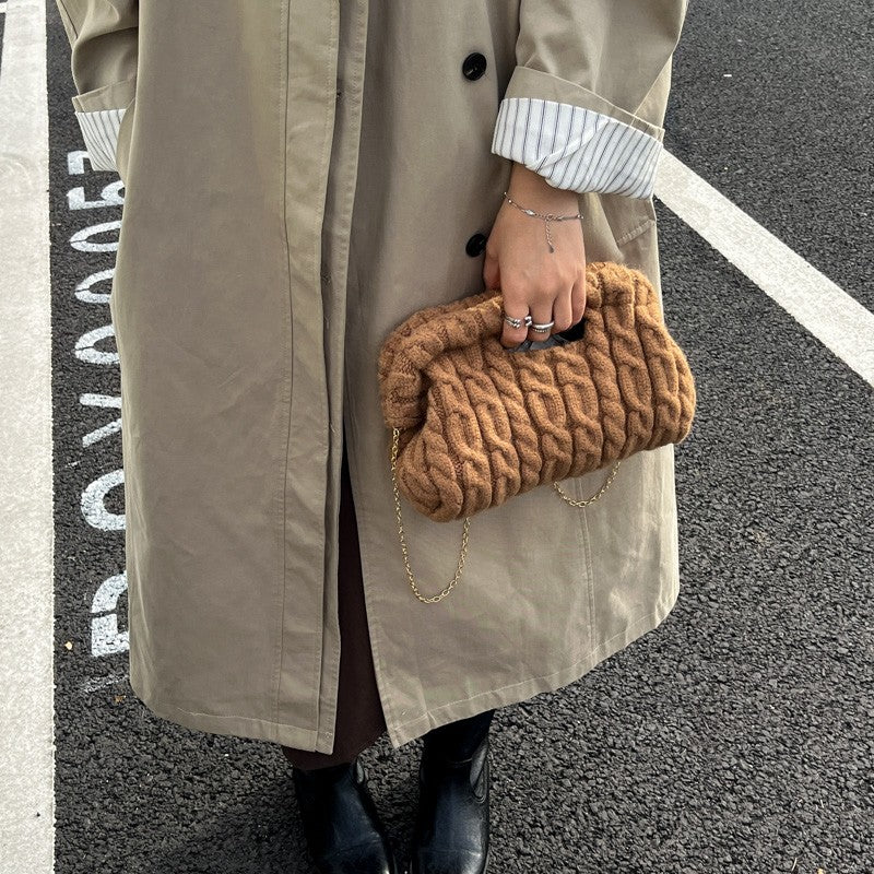 Women Knitting Chain Shoulder Bags Trend Crochet Clutch Purse Plush Cloud Handbags Autumn Winter Travel Daily Crossbody Bags