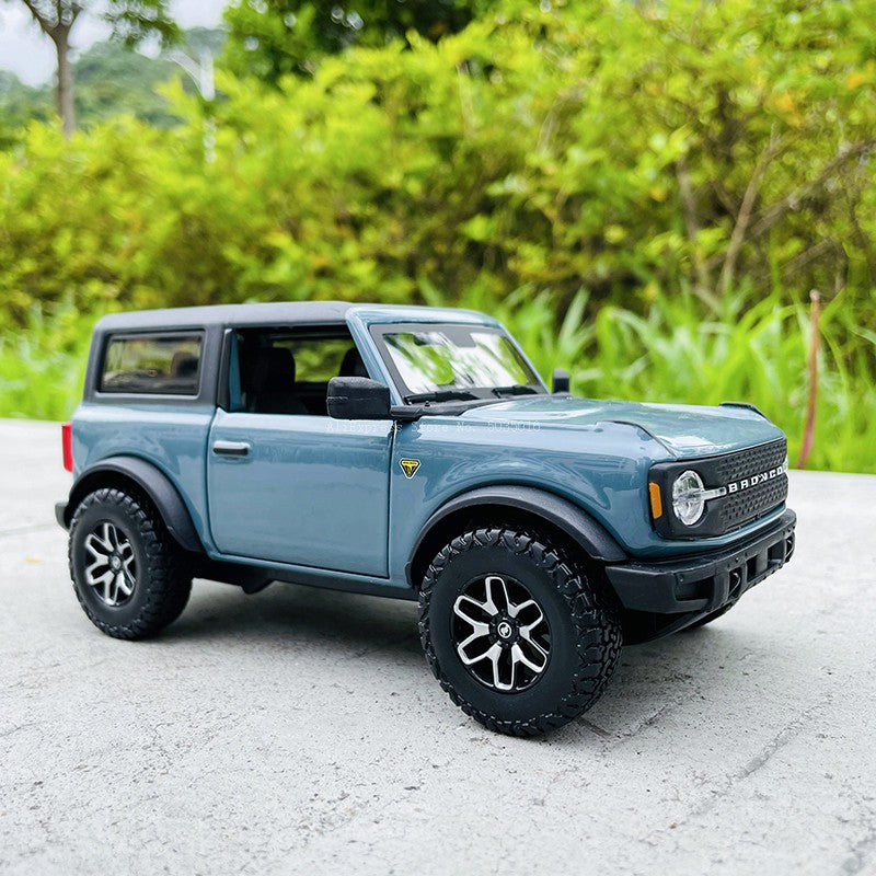 Maisto 1:24 Newly launch 2021 Ford Bronco Badlands alloy car model handicraft decoration collection toy tool gift die-casting