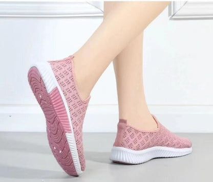 New Summer Fashion Women Shoes Mesh Sports Shoes Breathable Flats Soft Sole Casual Sneakers