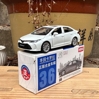 1:43 Corolla Liga Carro Modelo Diecasts & Veículos de Brinquedo Modelo de Escala Em Miniatura Para Crianças Coleção Enfeites Presentes de Aniversário