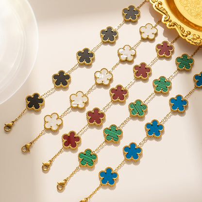 Pulseira Clássica de Aço Inoxidável de Luxo Feminina Ajustável com Cinco Flores para Mulheres Novas Joias da Moda para Festas Presentes Trevo