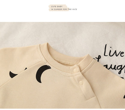 Newborn Spring and Winter Fashion Moon Sun Print Suit Cotton Comfortable and Soft 0-12 Boys and Girls Long Sleeved Baby Bodysuit