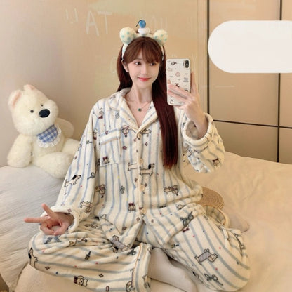 Autumn Winter New Pajamas Lapel Neck Long Sleeve Colourful Dot Print Warm Sleepwear Thick Casual Pajamas Coral Fleece Two-Piece