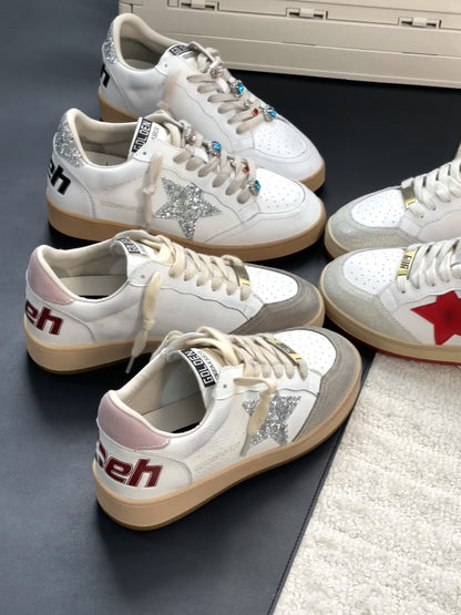 Sapatilhas de Couro Casual de Porco com Estrela Patchwork Cores Esfregadas Estilo Colegial Feminino Branco Antigo