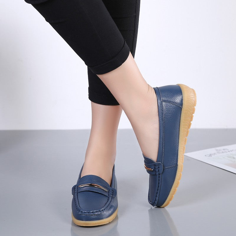 2025 New Genuine Leather Shoes Woman Slip On Women Flats Moccasins Women's Loafers Spring Autumn Mother Shoe Big Size 35-44