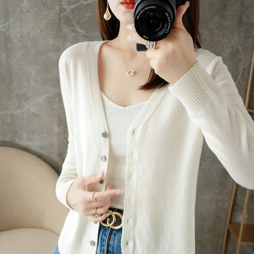 2024 New V-Neck Temperament Small Fragrant Wind Women Loose Sweater Sweater All Sweater Coat Special Offer Cardigan ZHI D035