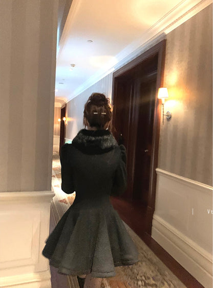 Vintage Black Wool Blends Coats Women Elegant Faux Collar Woolen Jacket Korean Long Sleeve Outerwears Winter Design Overcoat New