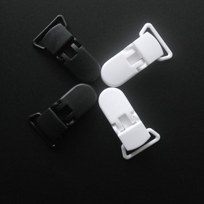 Sutoyuen 40pcs Hot D Shape Kam Plastic Pacifier Clips Plastic Baby Soother Dummy Suspender Chain Holder Clips for 20mm Ribbon