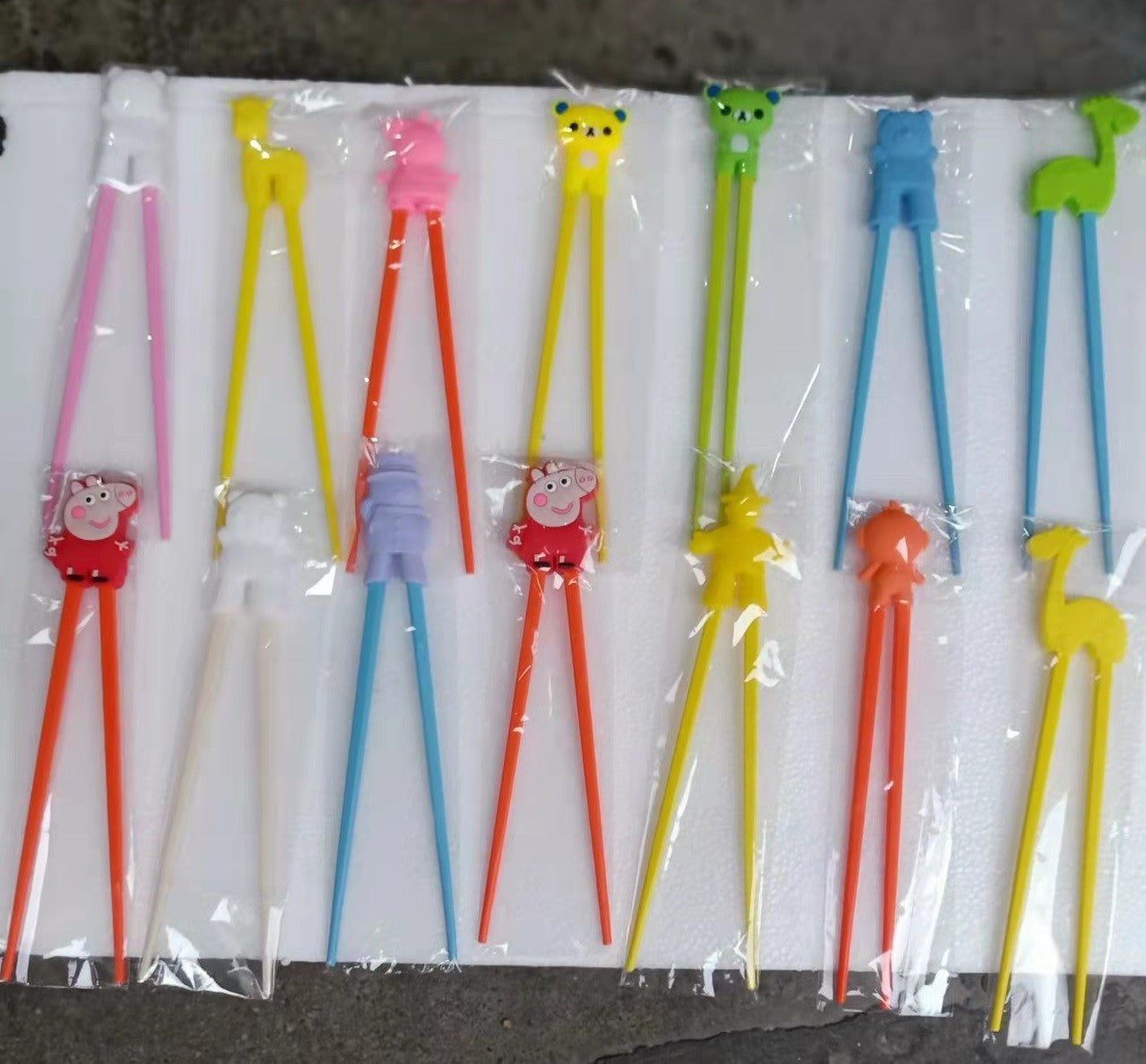 Pauzinhos de Desenho Animado para Crianças, Pauzinhos de Silicone, Cores Sortidas, Presente para Crianças, Exercício de Estudo, 100 Pares