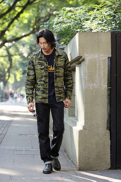 2025 Spring Men's Tiger Stripe Camo Camouflage Cargo Shirt Fashion Work Engineer Long Sleeved Shirt Jacket With Double Pockets