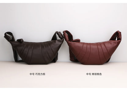 2025 Quality Fashion Beauty Crossbody Bag Large Capacity Designer Popular Soft Chest Bag