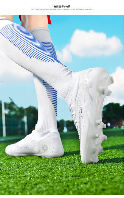 New Men Football Shoes High Quality Fast Soccer Shoes Society Cleats Professional Football Field Boots FG Sneaker Low Cut