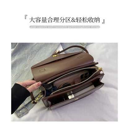 2025 New Retro Small Square Bag Leisure Bag Single Shoulder Crossbody Bag Versatile Commuter Postman Bag